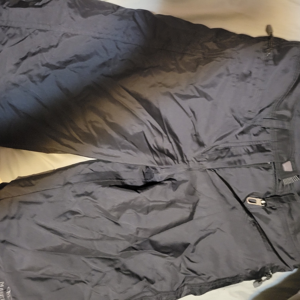 Youth snowpants size 12